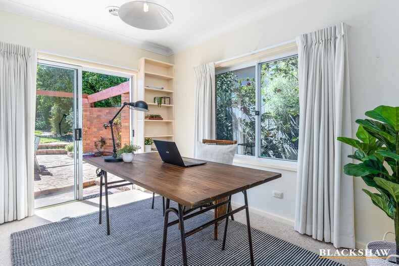 10 Bedford Street Deakin