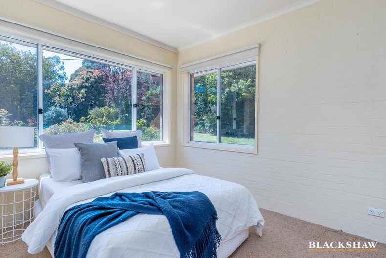 10 Bedford Street Deakin