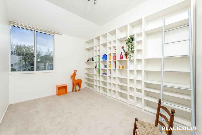 35/94 Giles Street Kingston