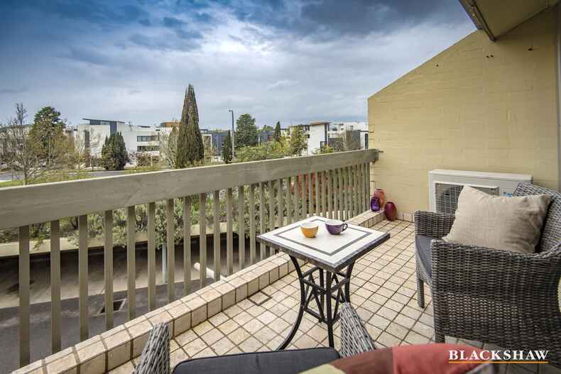 35/94 Giles Street Kingston