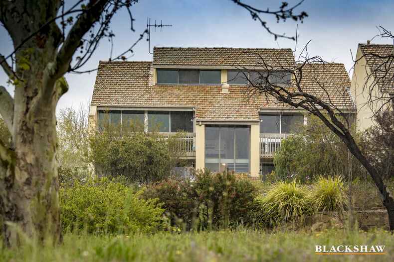 35/94 Giles Street Kingston