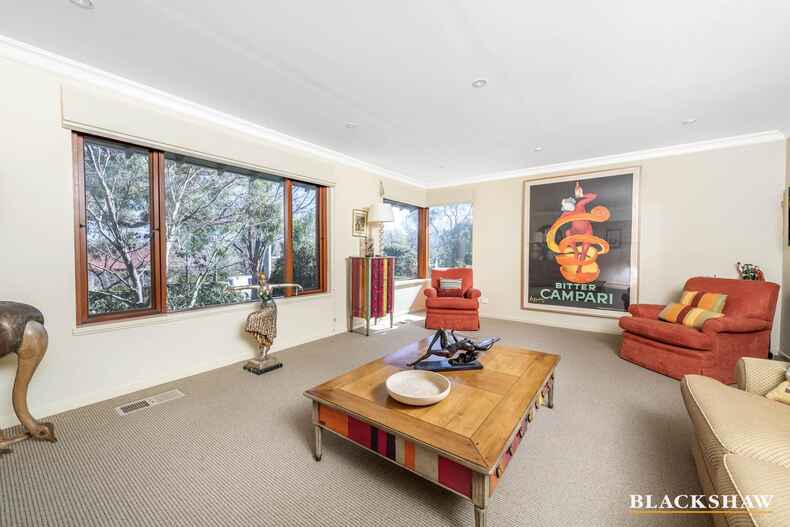 12 Clarke Street Yarralumla