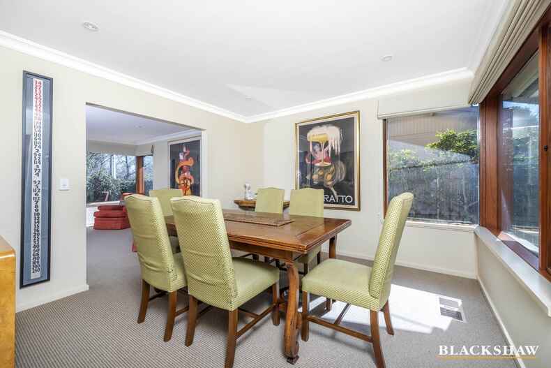 12 Clarke Street Yarralumla