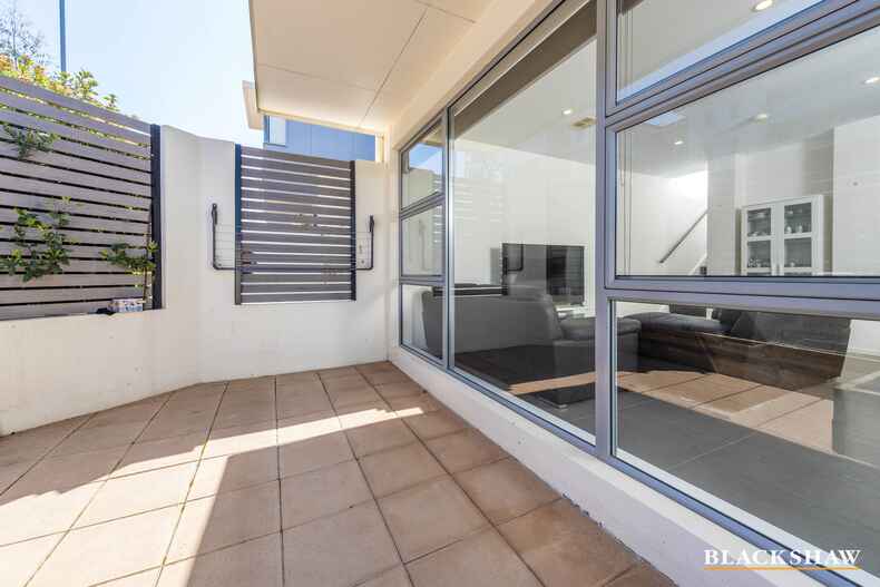 10 Crossman Street Amaroo