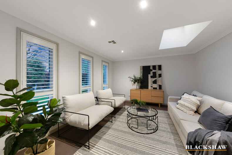 73 La Perouse Street Griffith