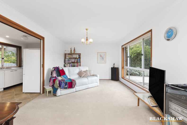 20 Patanga Gardens Queanbeyan West