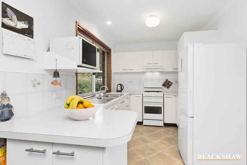 20 Patanga Gardens Queanbeyan West