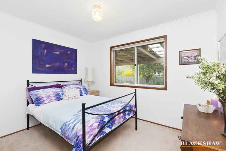 20 Patanga Gardens Queanbeyan West