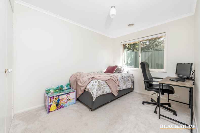 6 Yerrabi Place Ngunnawal