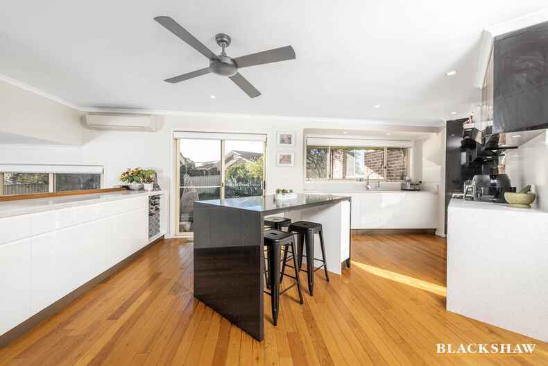 23 Adkinson Close Isaacs