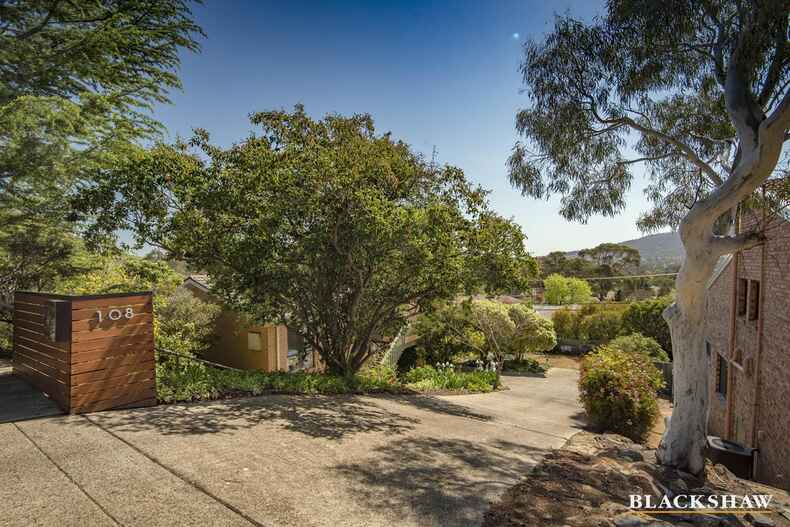 108 Learmonth Drive Kambah