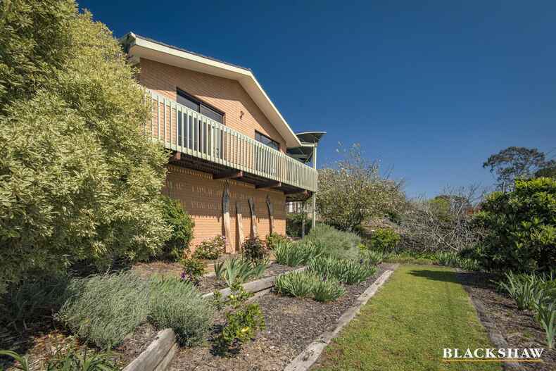 108 Learmonth Drive Kambah