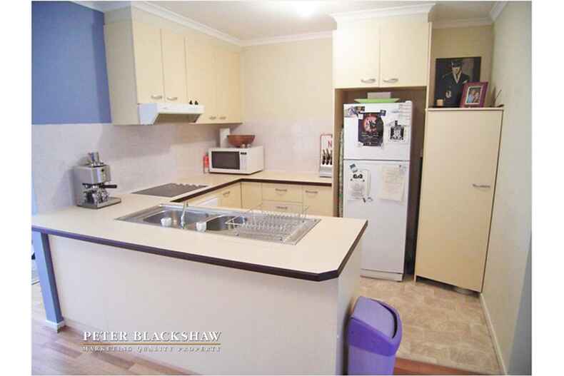 10/10 Ovens Street Griffith