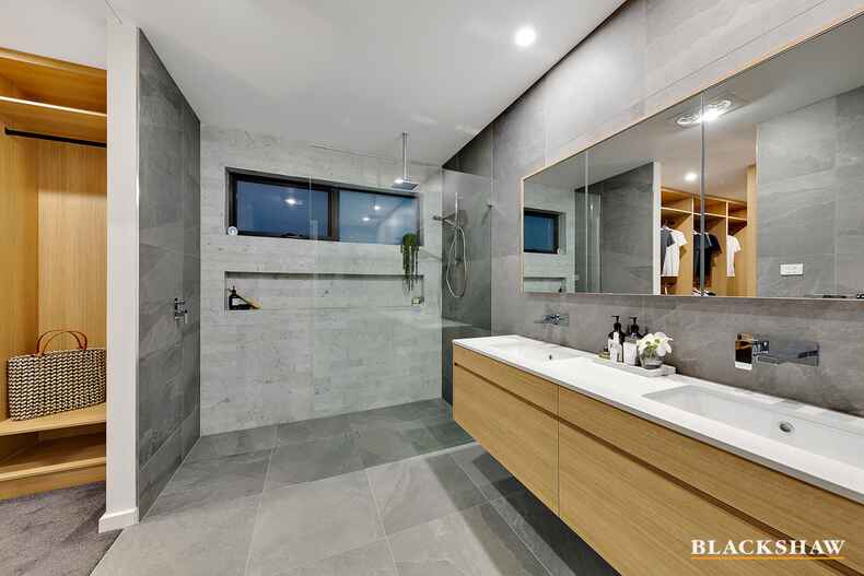 10 Greenough Circuit Kaleen