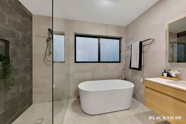 10 Greenough Circuit Kaleen