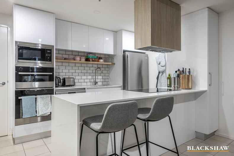 2605/120 Eastern Valley Way Belconnen