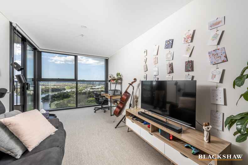 2605/120 Eastern Valley Way Belconnen