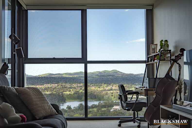 2605/120 Eastern Valley Way Belconnen