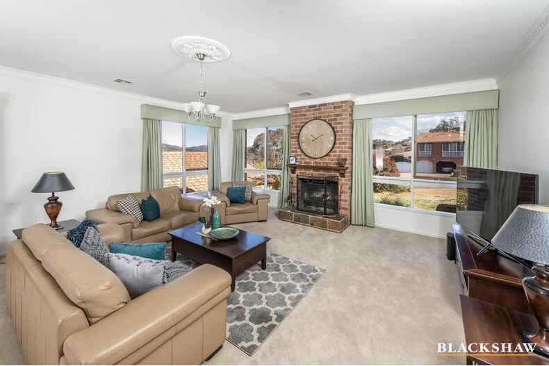 6 Goldsbrough Close Macarthur