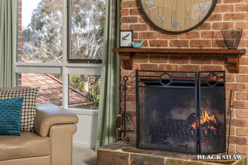 6 Goldsbrough Close Macarthur
