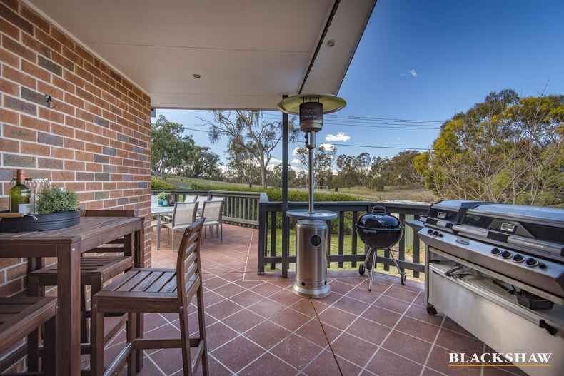 6 Goldsbrough Close Macarthur