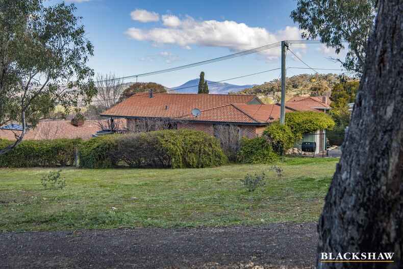 6 Goldsbrough Close Macarthur