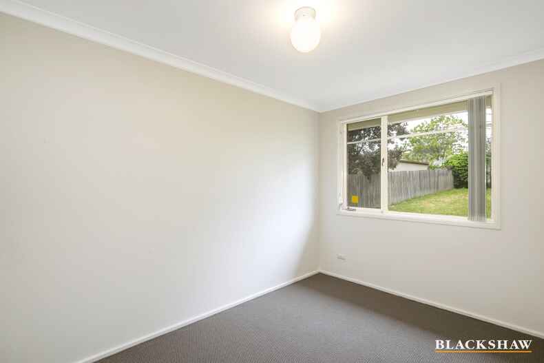 27 Maclaurin Crescent Chifley