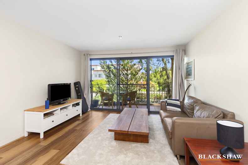 28/15 Tench Street Kingston
