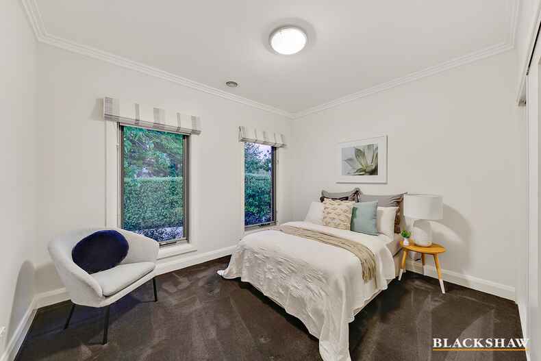 24 Bisdee Street Hughes