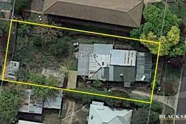 15 River Street Oaks Estate