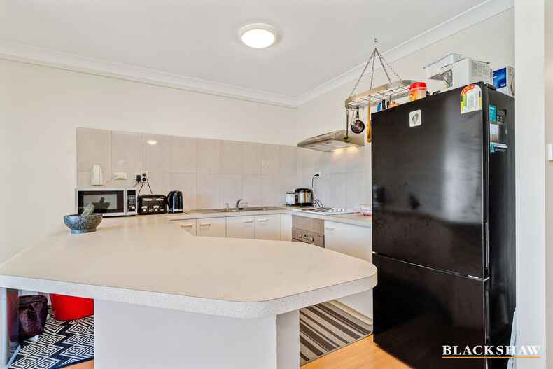 40/53 McMillan Crescent Griffith