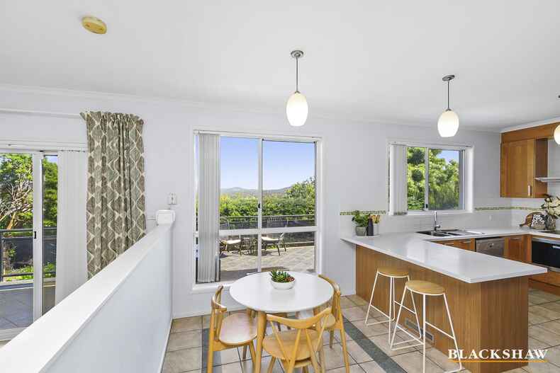 10 Mackrell Place Calwell