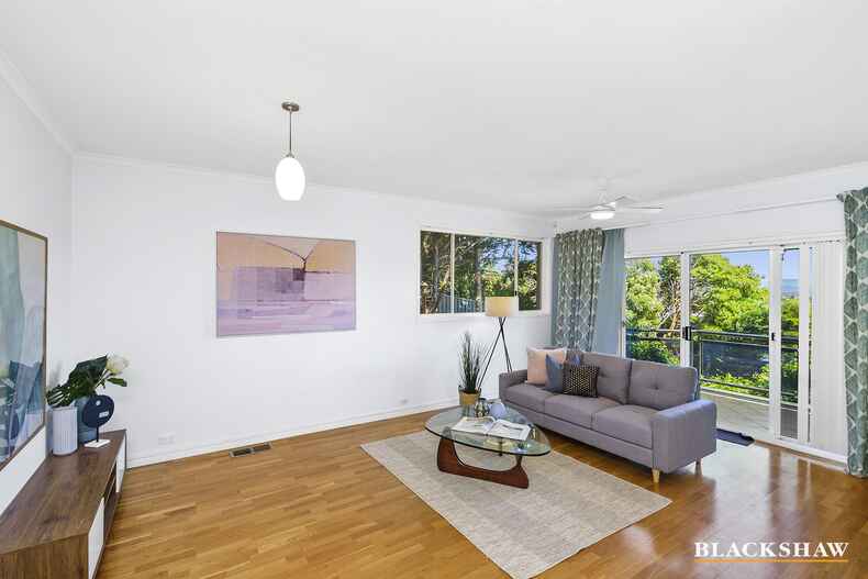 10 Mackrell Place Calwell