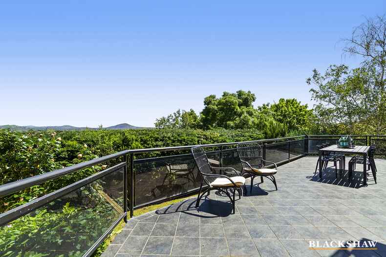 10 Mackrell Place Calwell