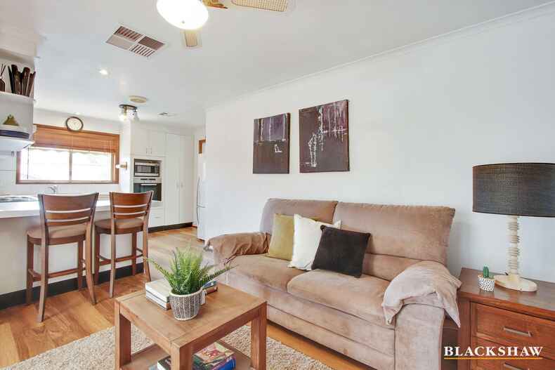 4 McBride Place Calwell