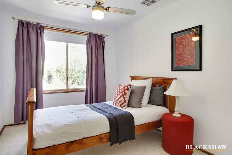 4 McBride Place Calwell