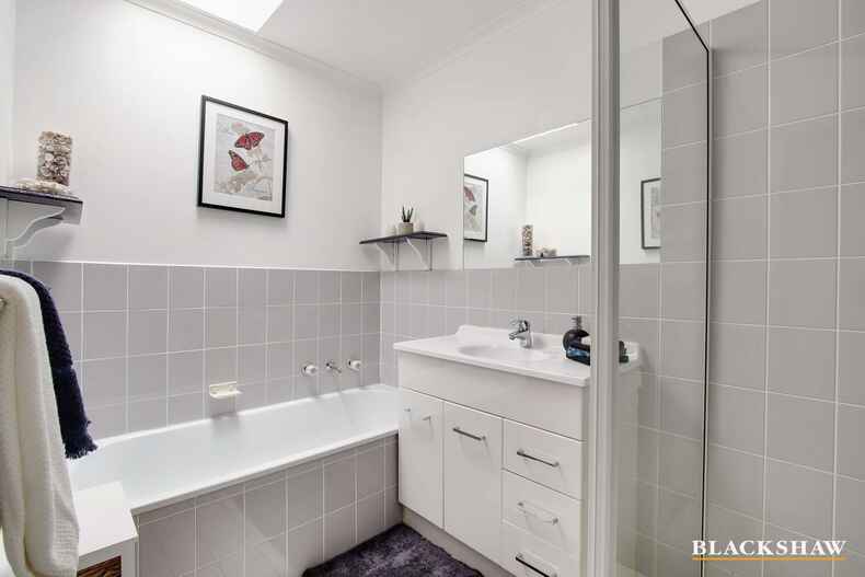 4 McBride Place Calwell