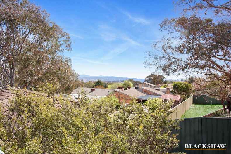 4 McBride Place Calwell