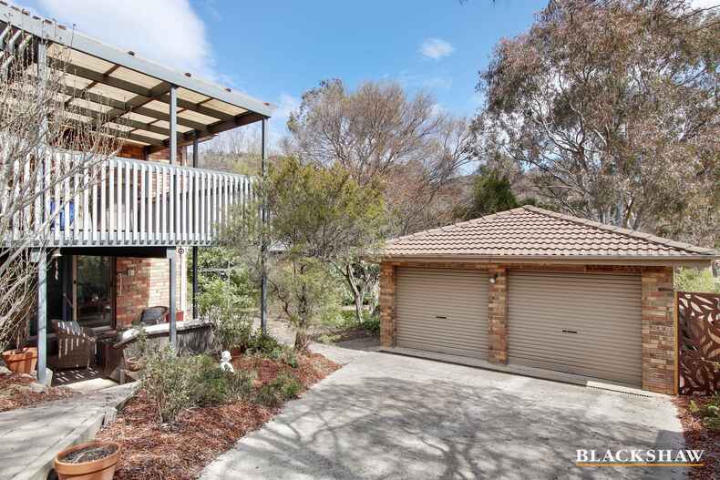 4 McBride Place Calwell