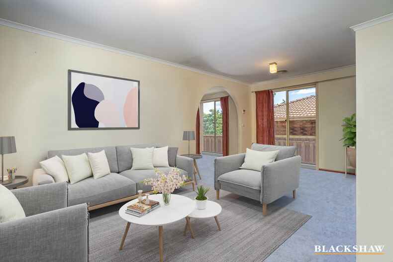 10 Hickenbotham Street Gordon