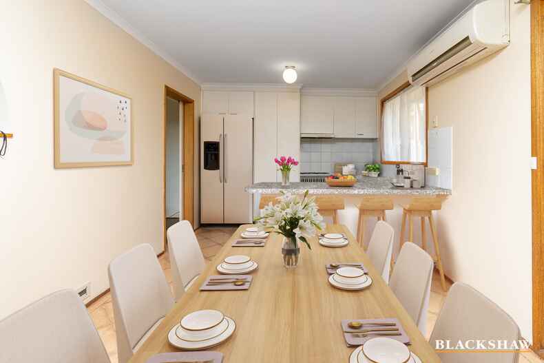 10 Hickenbotham Street Gordon