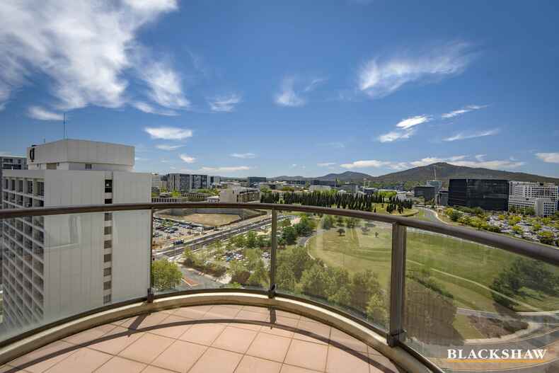 1902/2 Marcus Clarke Street City