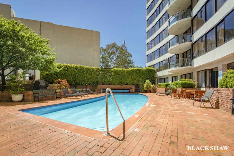 1902/2 Marcus Clarke Street City