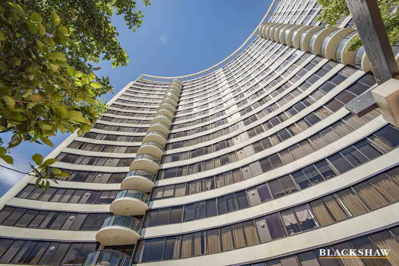 1902/2 Marcus Clarke Street City