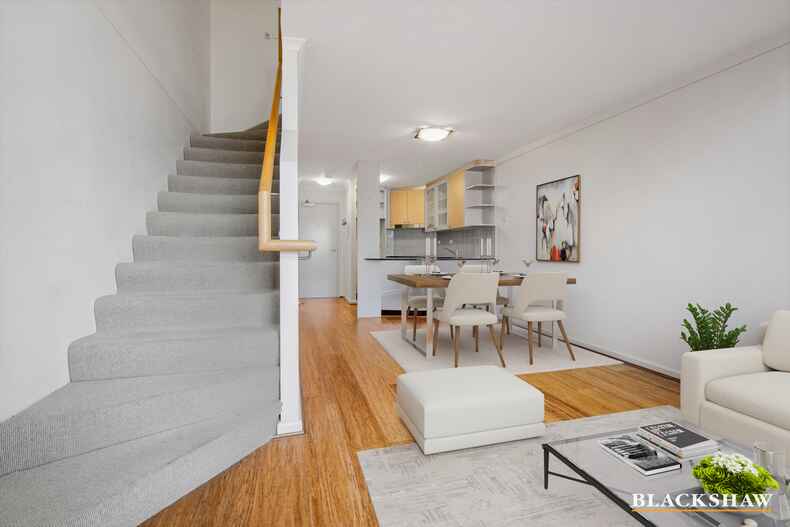 48/18 Captain Cook Crescent Griffith