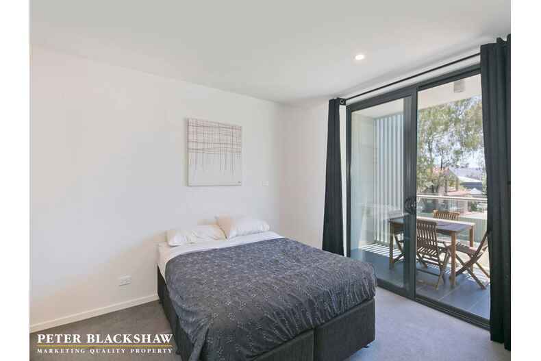 11/9 Leichhardt Street Kingston