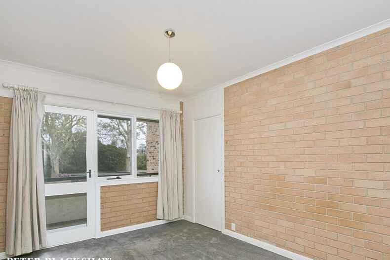 24/3 Allambee Street Reid