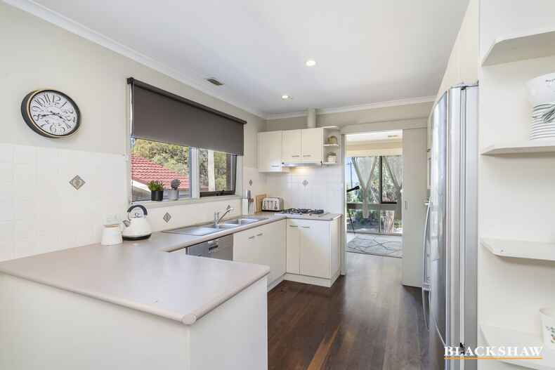 8 Trenwith Close Spence