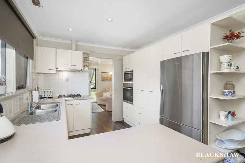8 Trenwith Close Spence