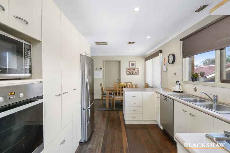 8 Trenwith Close Spence